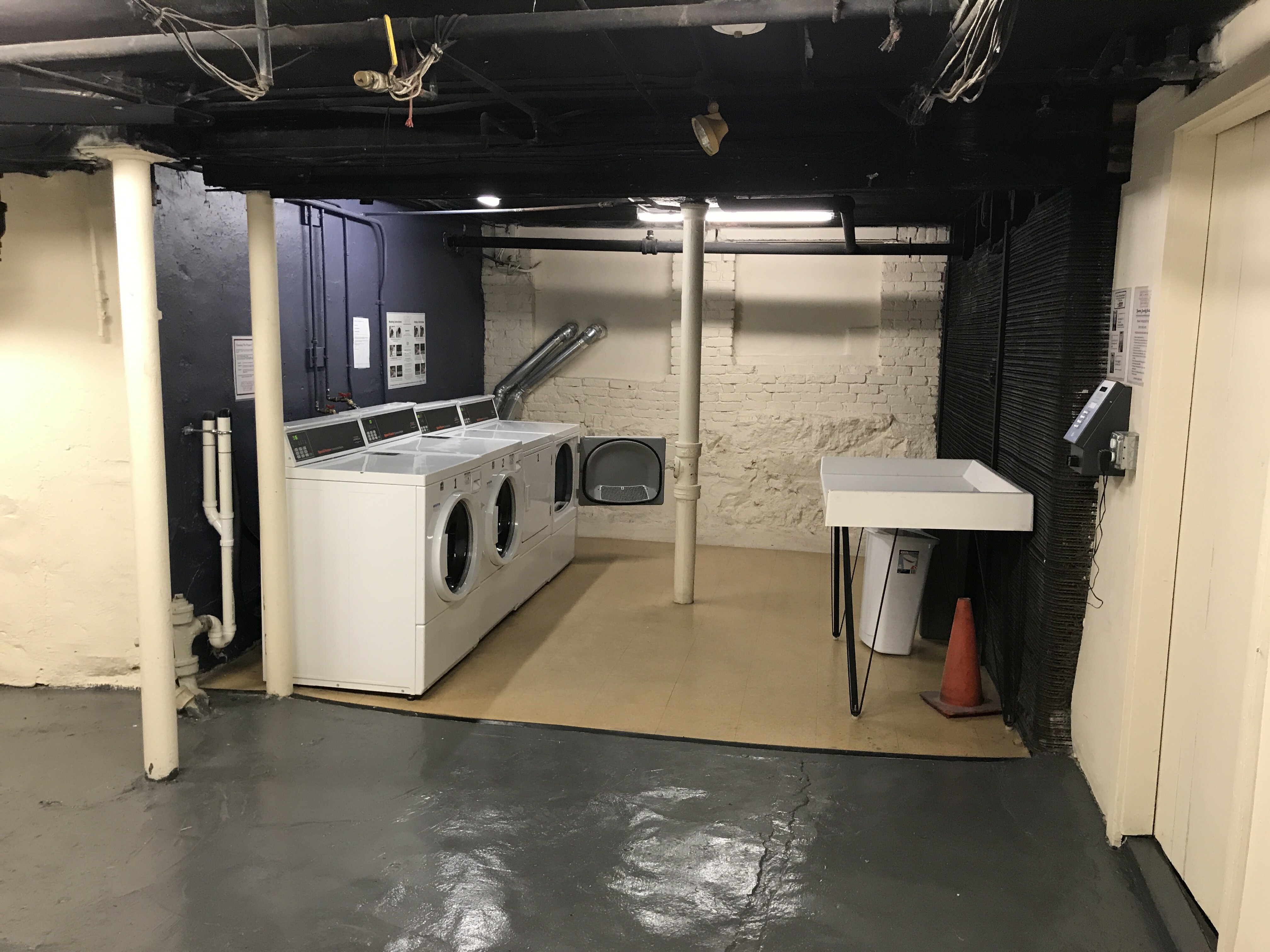 1595 Beacon St, Washington Square