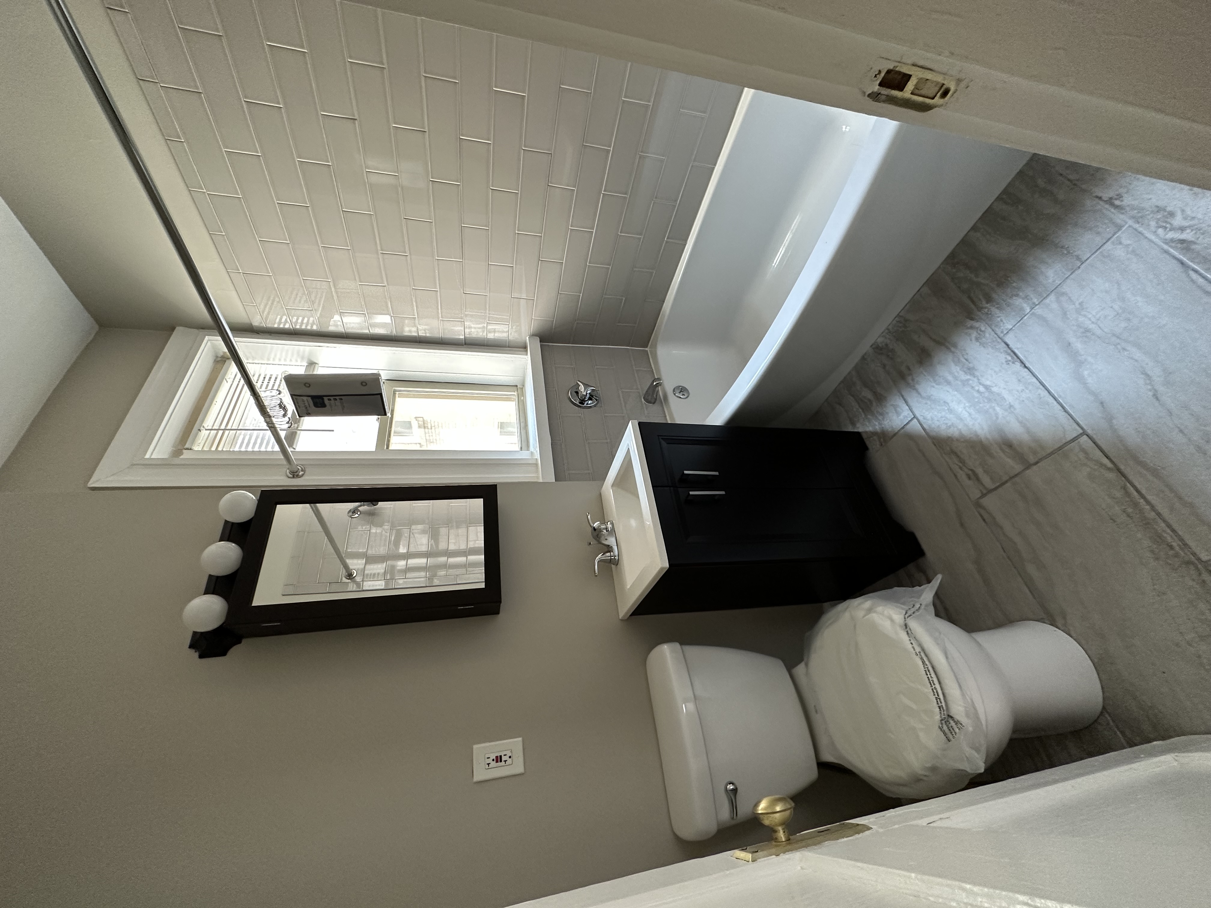 1669 Commonwealth Ave, Brighton