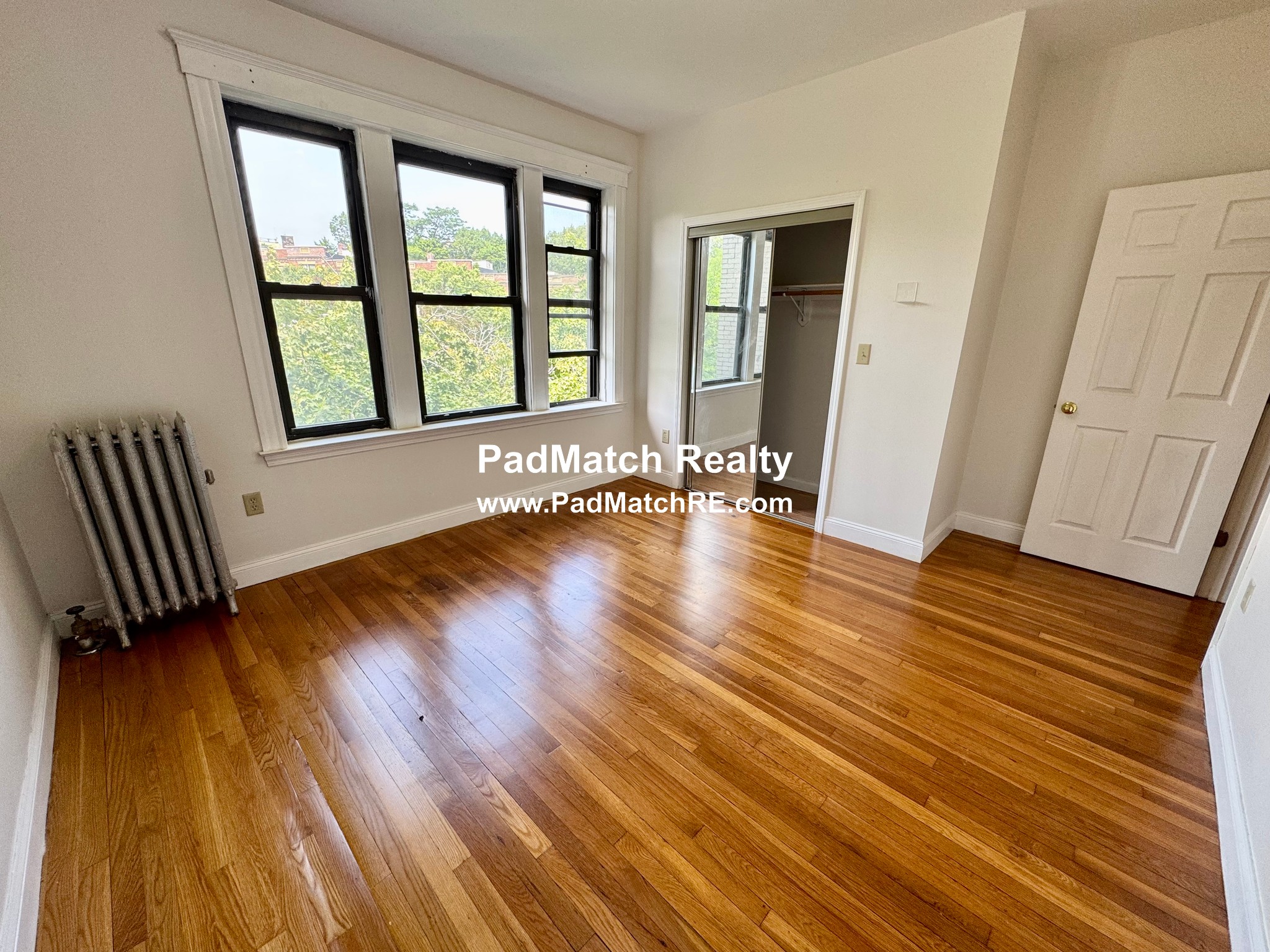 Photo 9 of 41 Egremont Rd. Unit 5