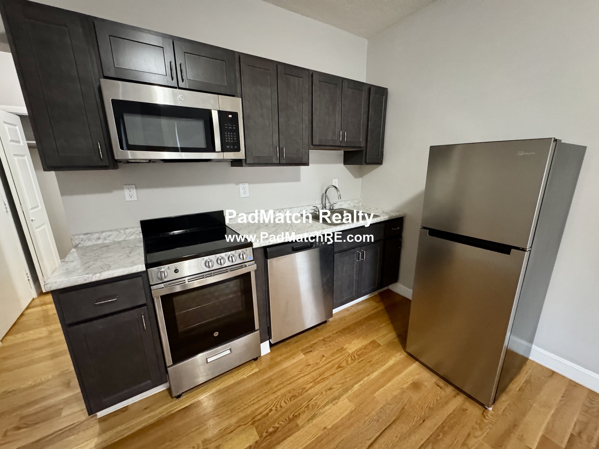 Photo 4 of 1124 Commonwealth Ave. Unit 1