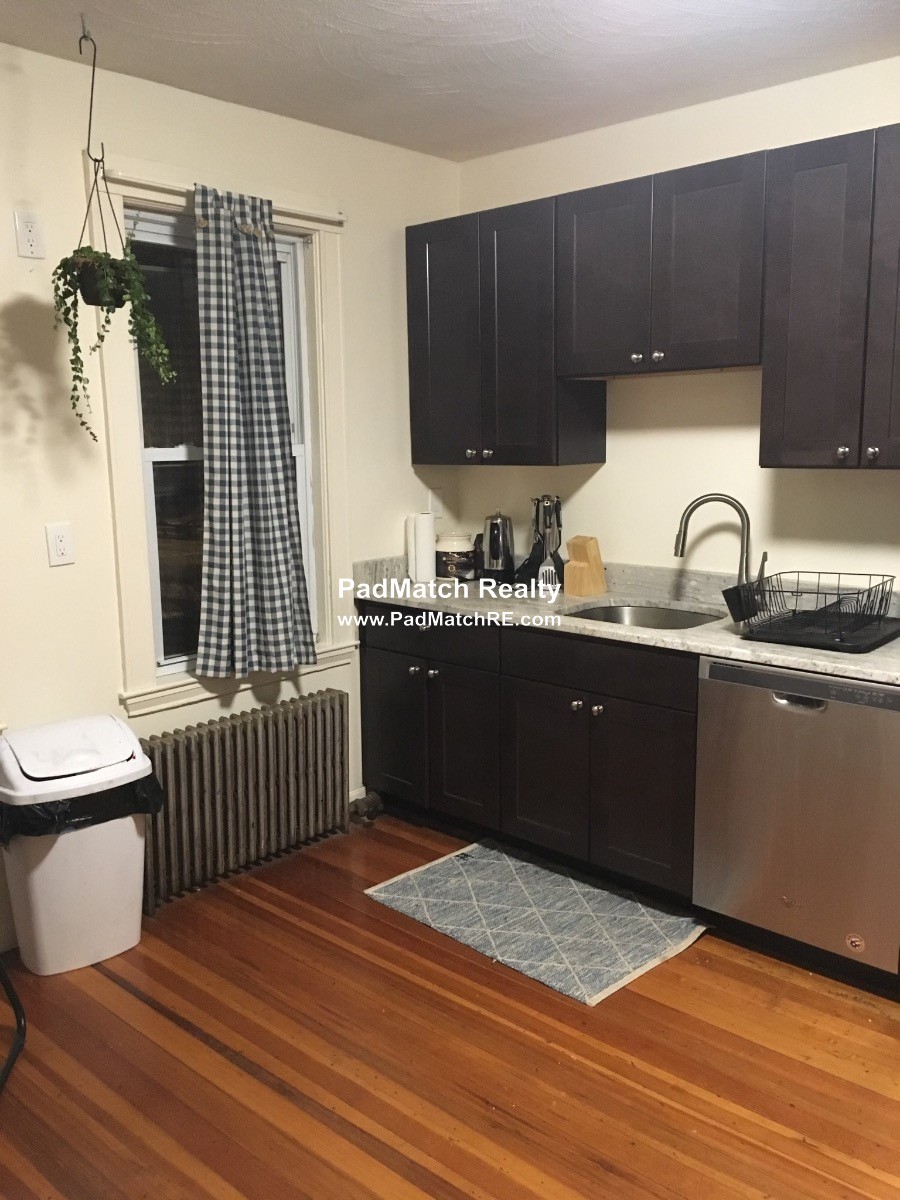 Photos of apartment on Alewife Brook Pkwy.,Somerville MA 02144