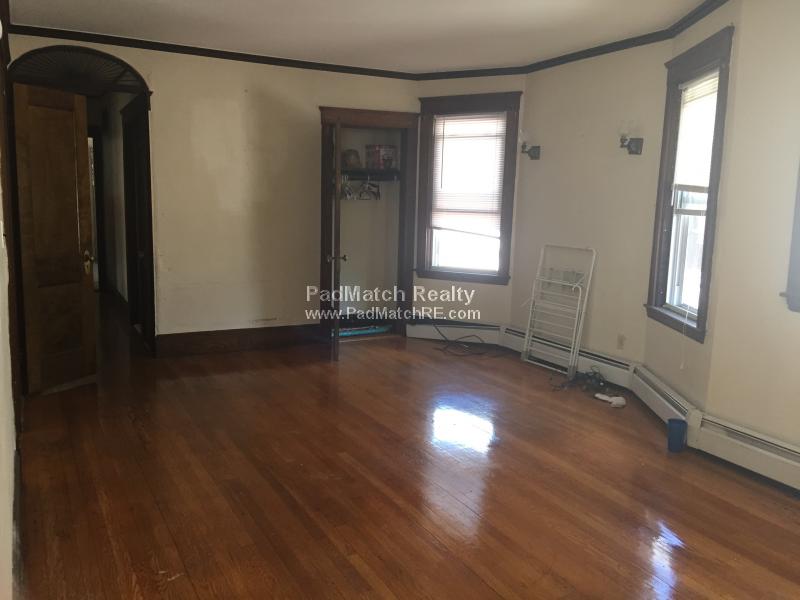 785 Washington St, Washington Square