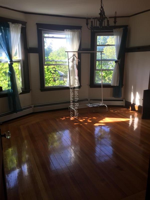 785 Washington St, Washington Square