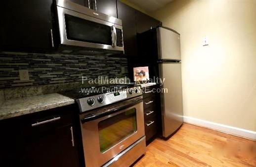 56 Saint Botolph St, Back Bay