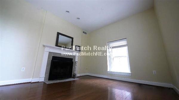 56 Saint Botolph St, Back Bay