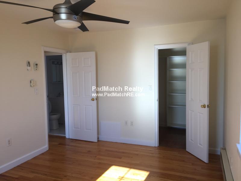 60 Brattle St, Harvard Square