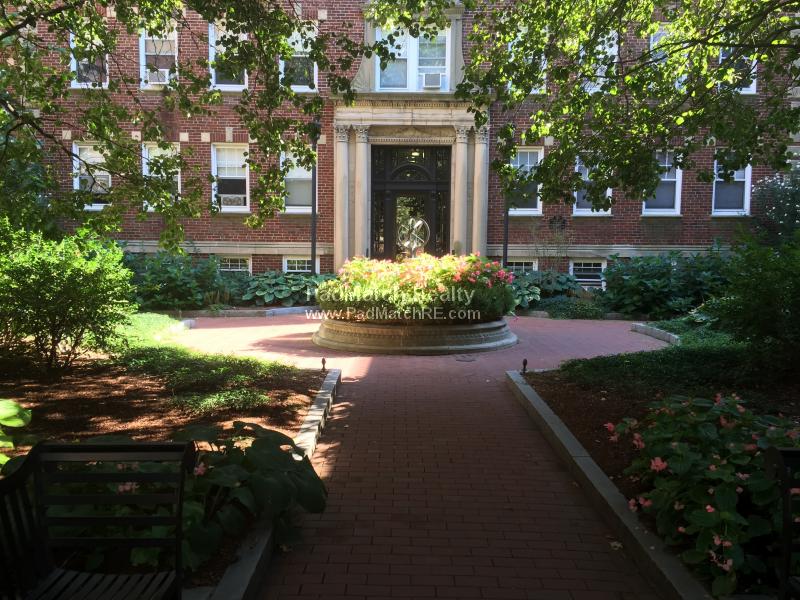 24 Chauncy St, Harvard Square