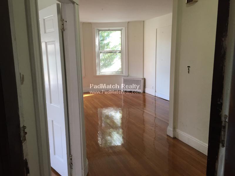 1232 Beacon St, Coolidge Corner