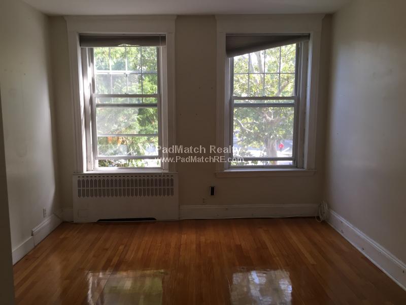 1232 Beacon St, Coolidge Corner