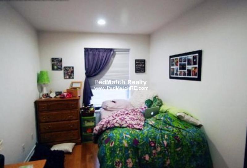 64 Louis Prang St, Longwood