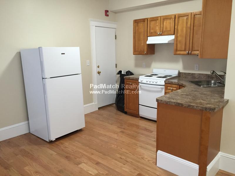 887 Huntington Ave, Mission Hill