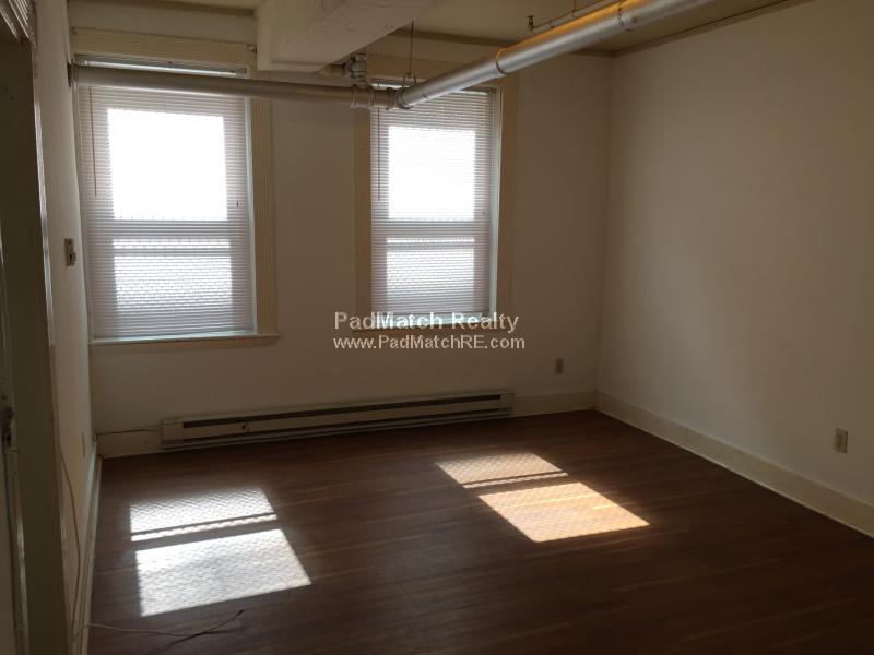 28 Westland Ave, Fenway