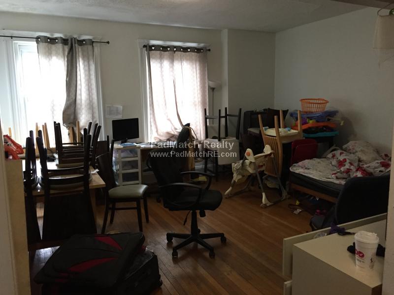 726 Washington St, Washington Square