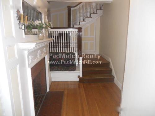 Studio bed, 1 bath apartment for rent at 533 Newbury St Unit B, Fenway — photo 7 of 8