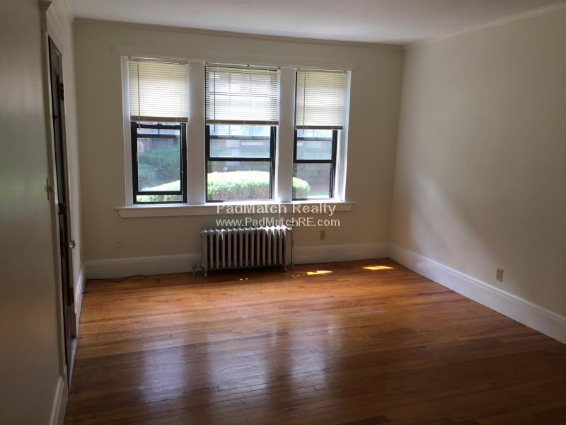 349 Pleasant St, Malden