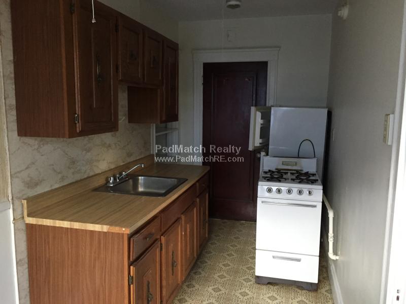 Studio bed, 1 bath apartment for rent at 53 Fellsway Unit 6, Medford — photo 4 of 15