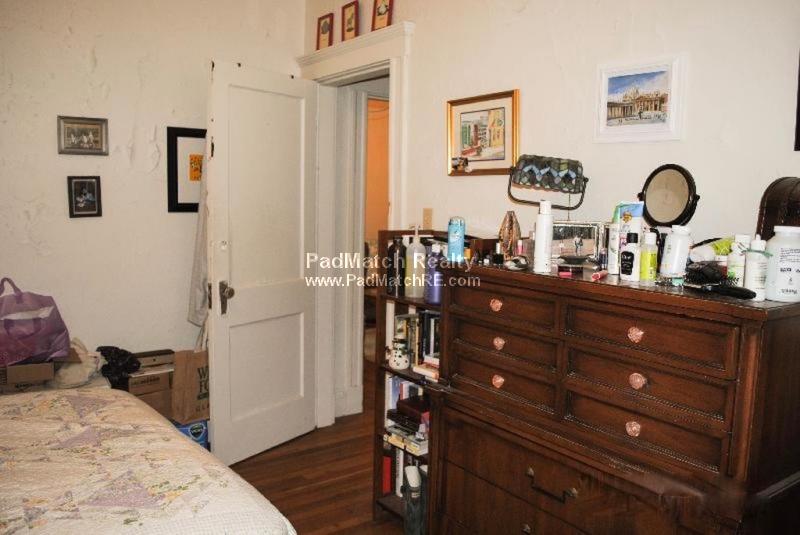 1634 Commonwealth Ave, Brighton