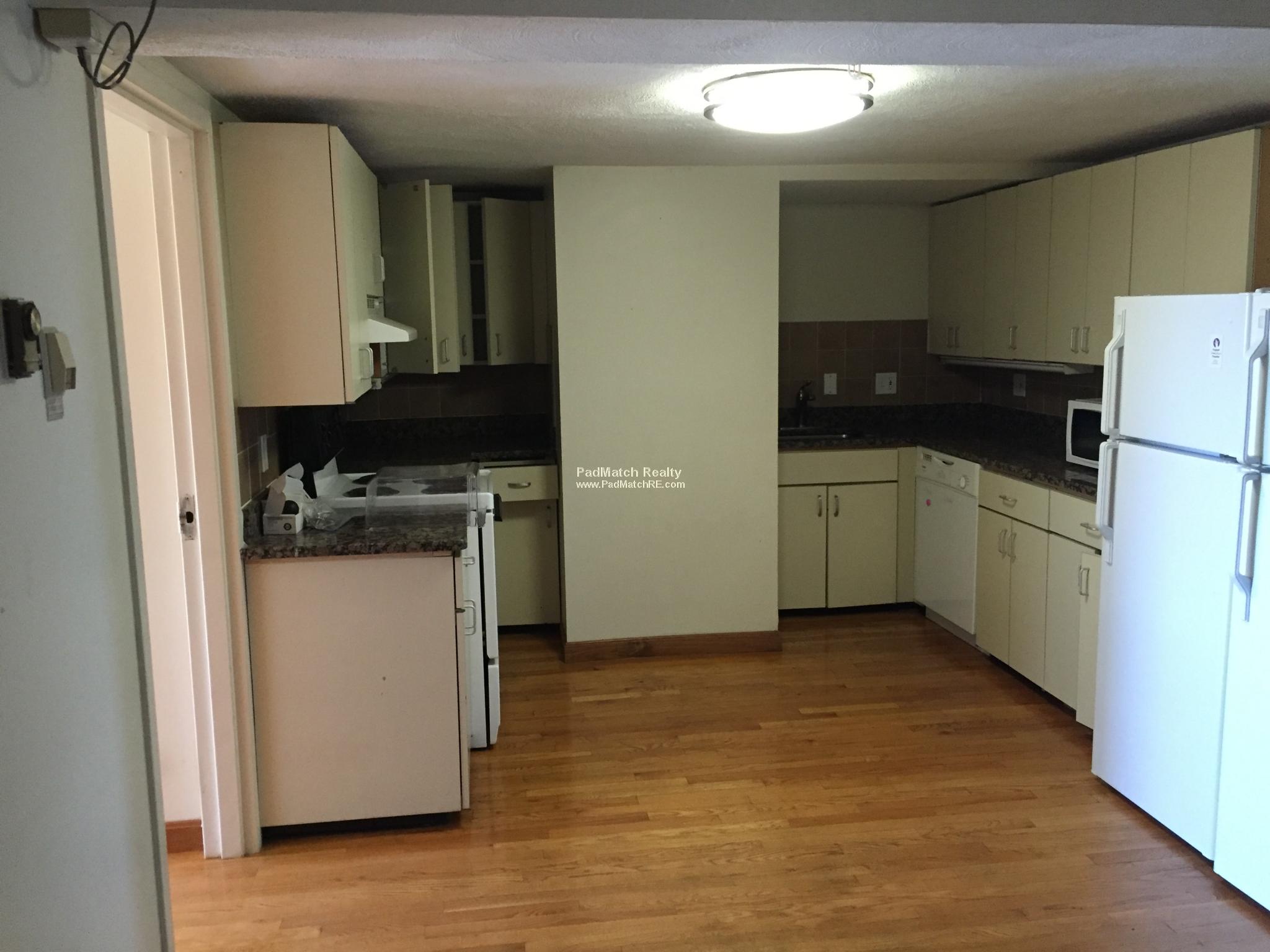 1110 Commonwealth Ave. - 3,995USD / month