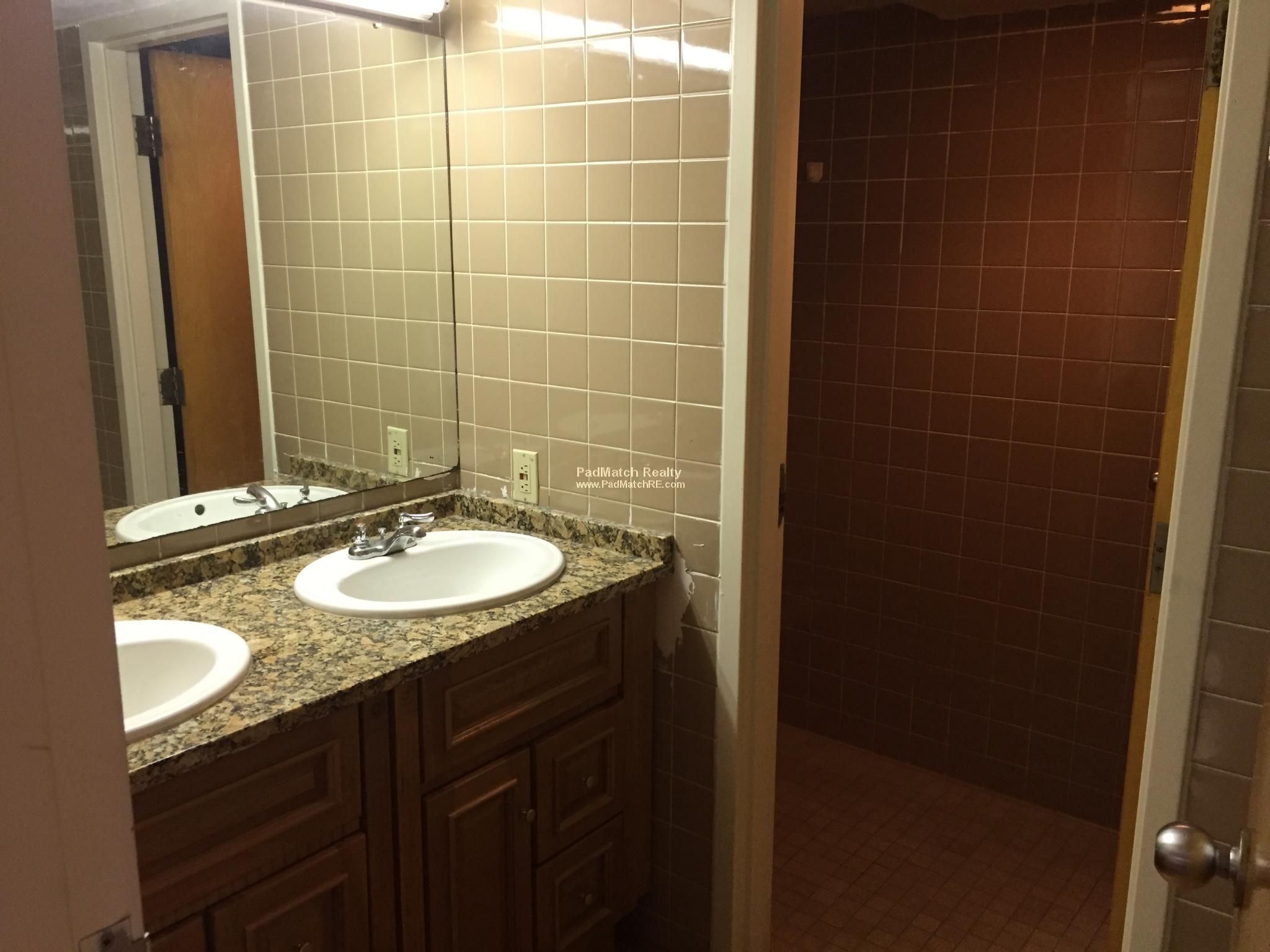 1110 Commonwealth Ave, Fenway