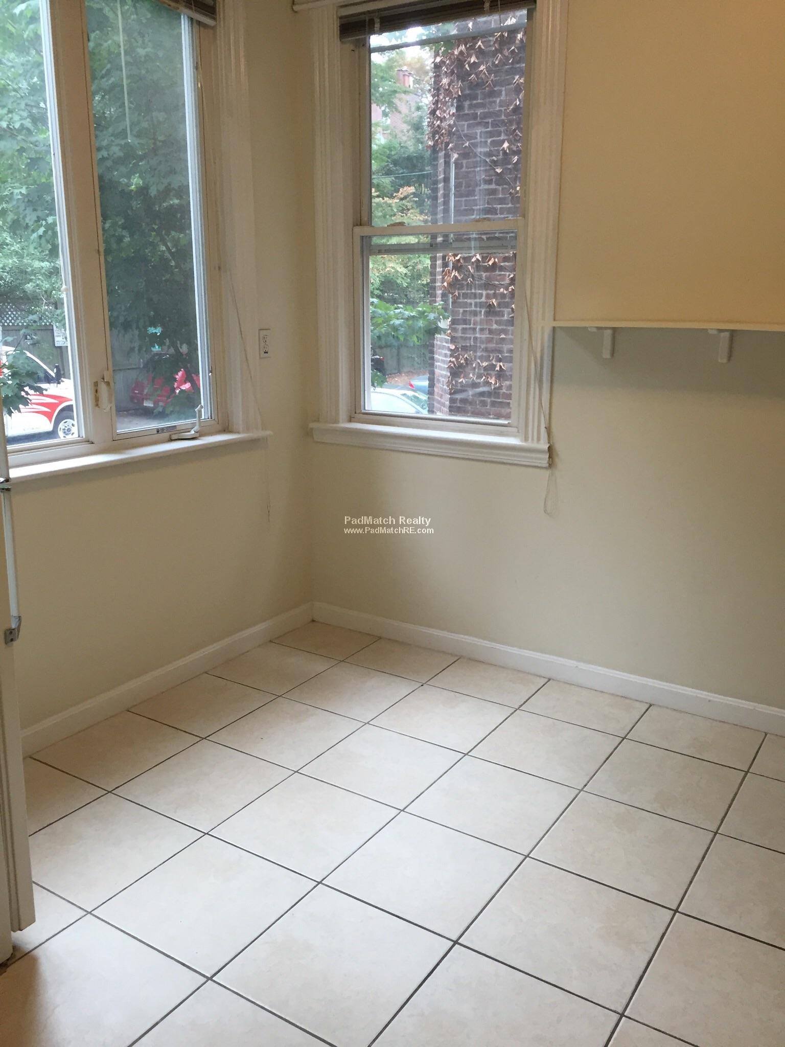 18 Euston St, Coolidge Corner