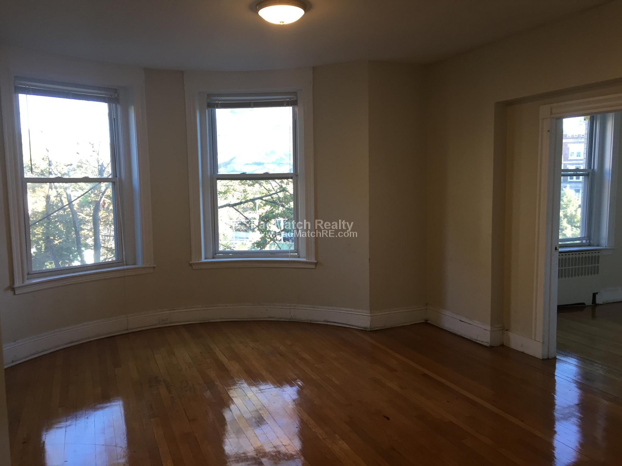 1232 Beacon St, Coolidge Corner