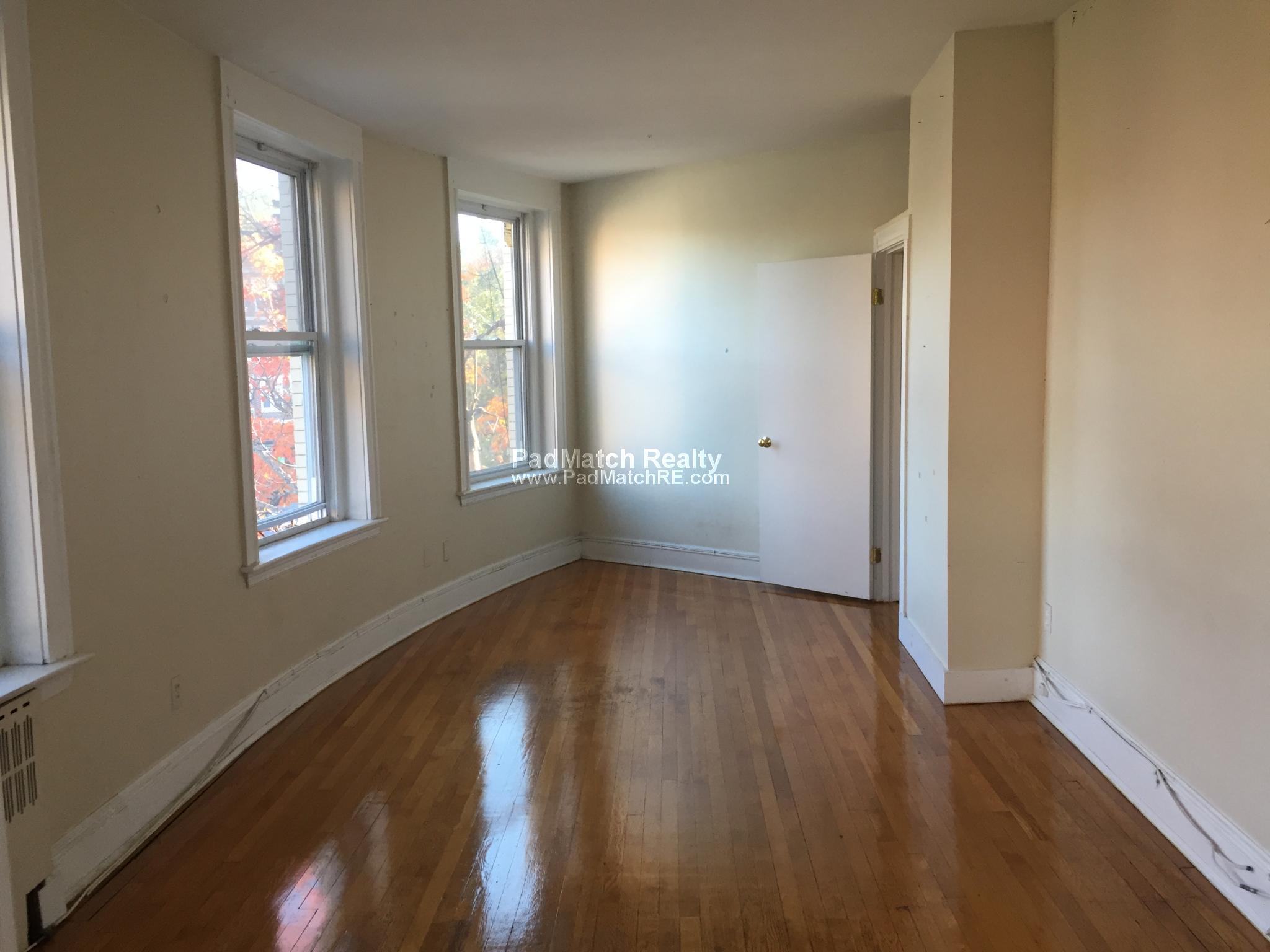 1232 Beacon St, Coolidge Corner