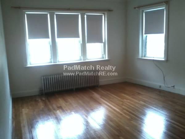 2045 Commonwealth Ave, Brighton