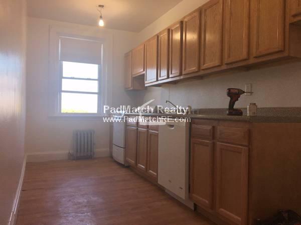 2045 Commonwealth Ave, Brighton