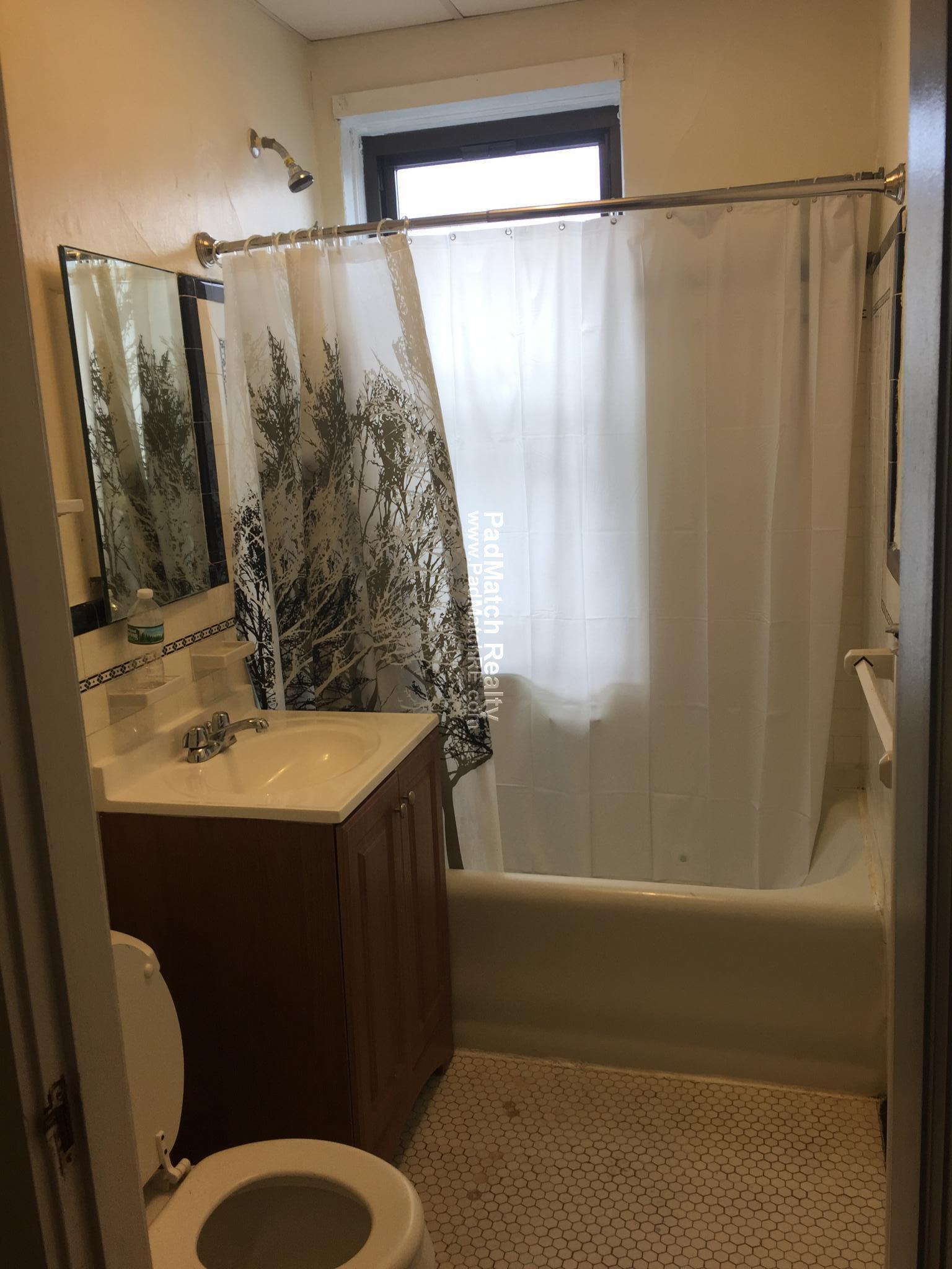 53 Fellsway, Medford