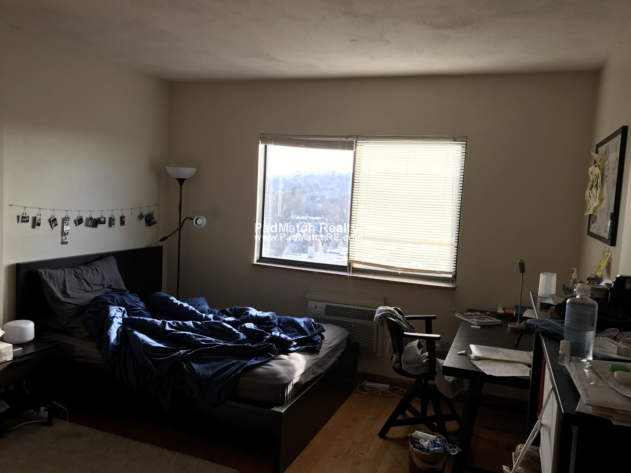 3 bed, 2 bath apartment for rent at 1110 Commonwealth Ave Unit 711, Allston — photo 4 of 22