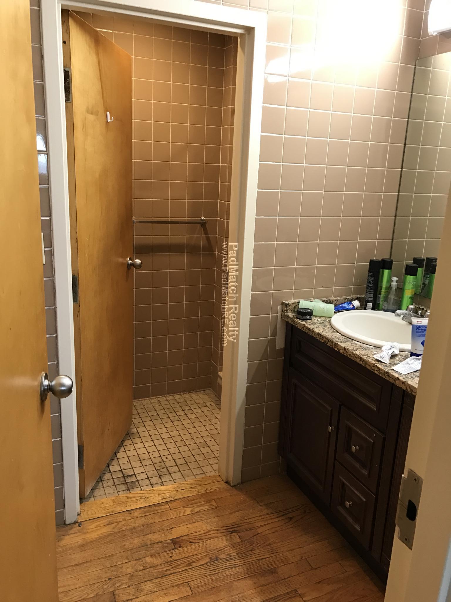 3 bed, 2 bath apartment for rent at 1110 Commonwealth Ave Unit 711, Allston — photo 7 of 22