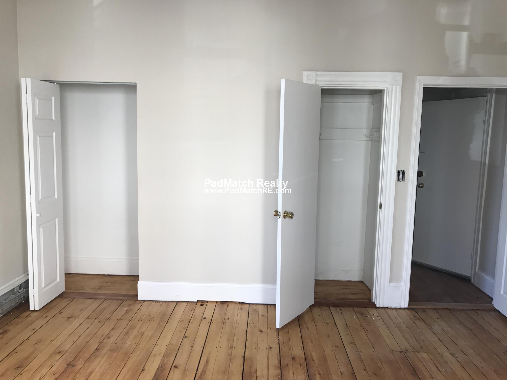 18 Ashley St, Jamaica Plain