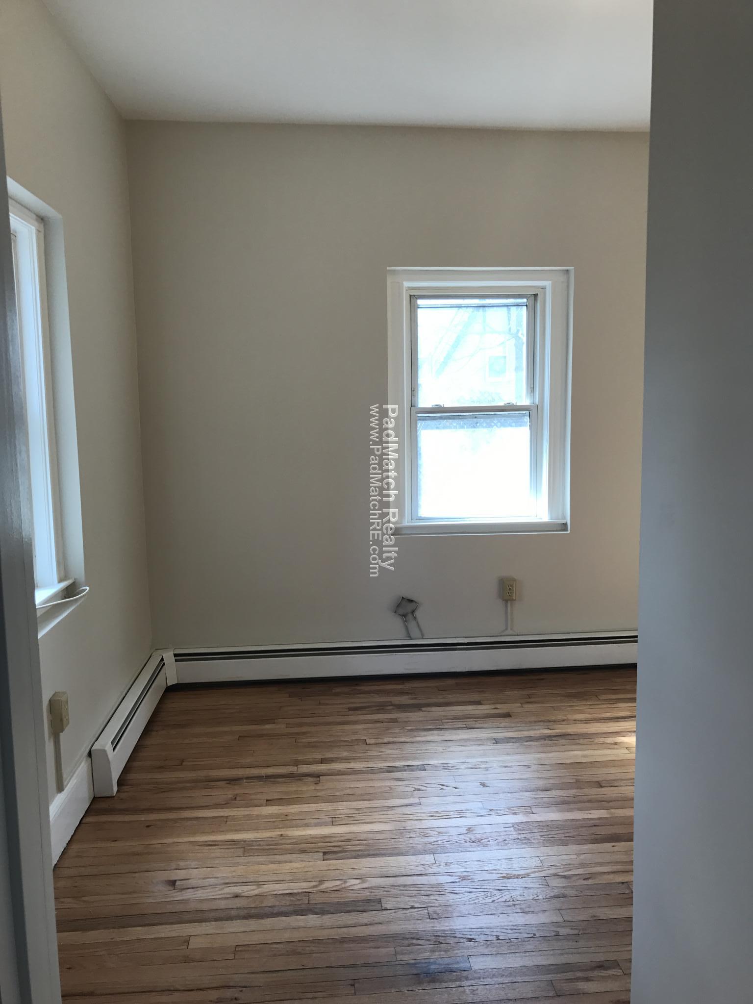 18 Ashley St, Jamaica Plain