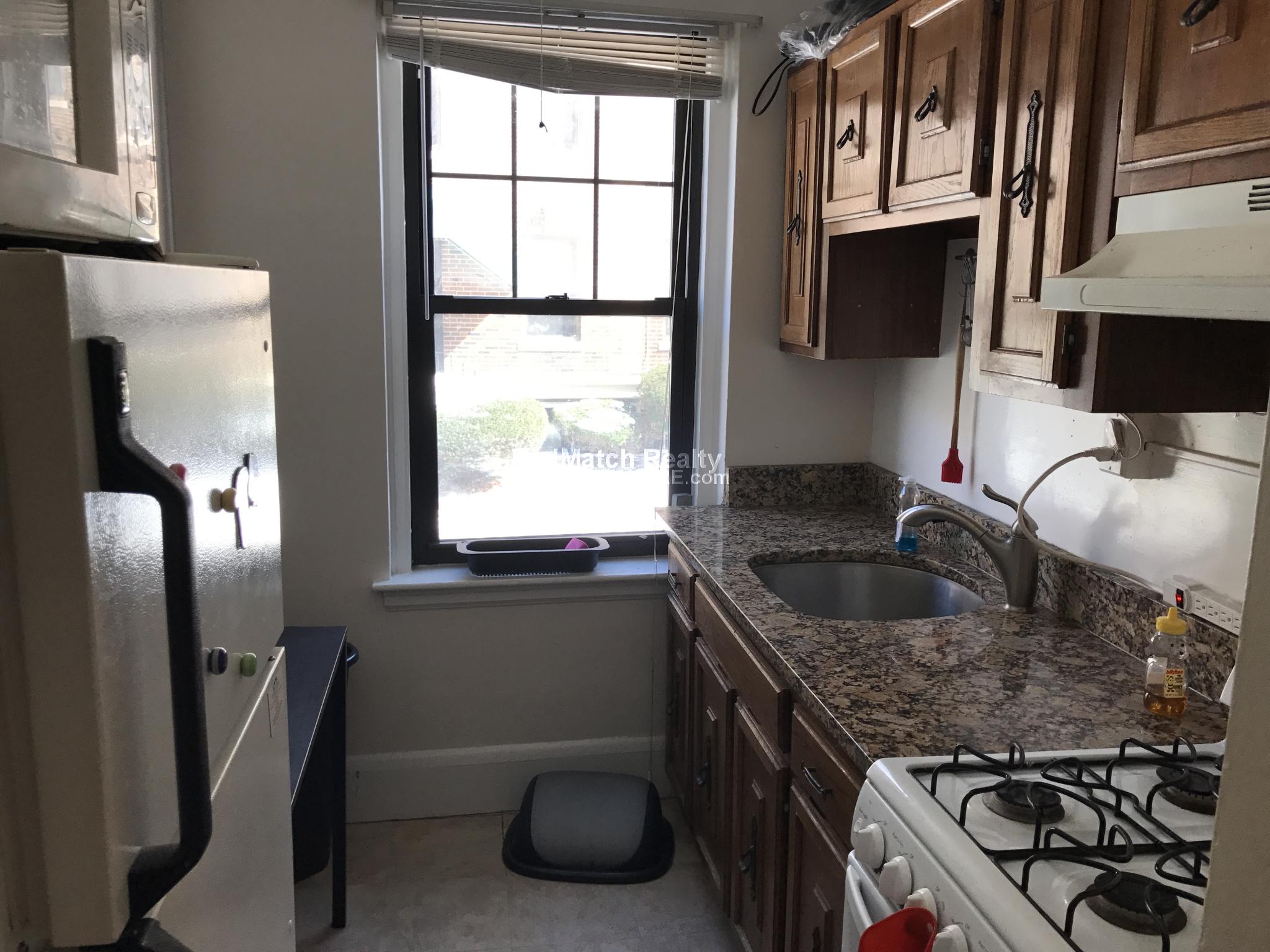 2 bed, 1 bath apartment for rent at 349 Pleasant St Unit A1-7, Malden — photo 8 of 14