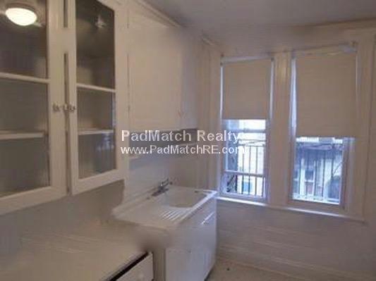 1638 Commonwealth Ave, Brighton