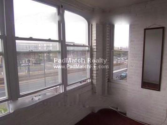 1638 Commonwealth Ave, Brighton