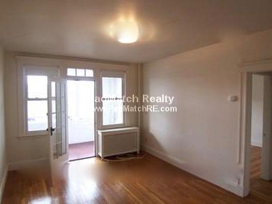 1638 Commonwealth Ave, Brighton