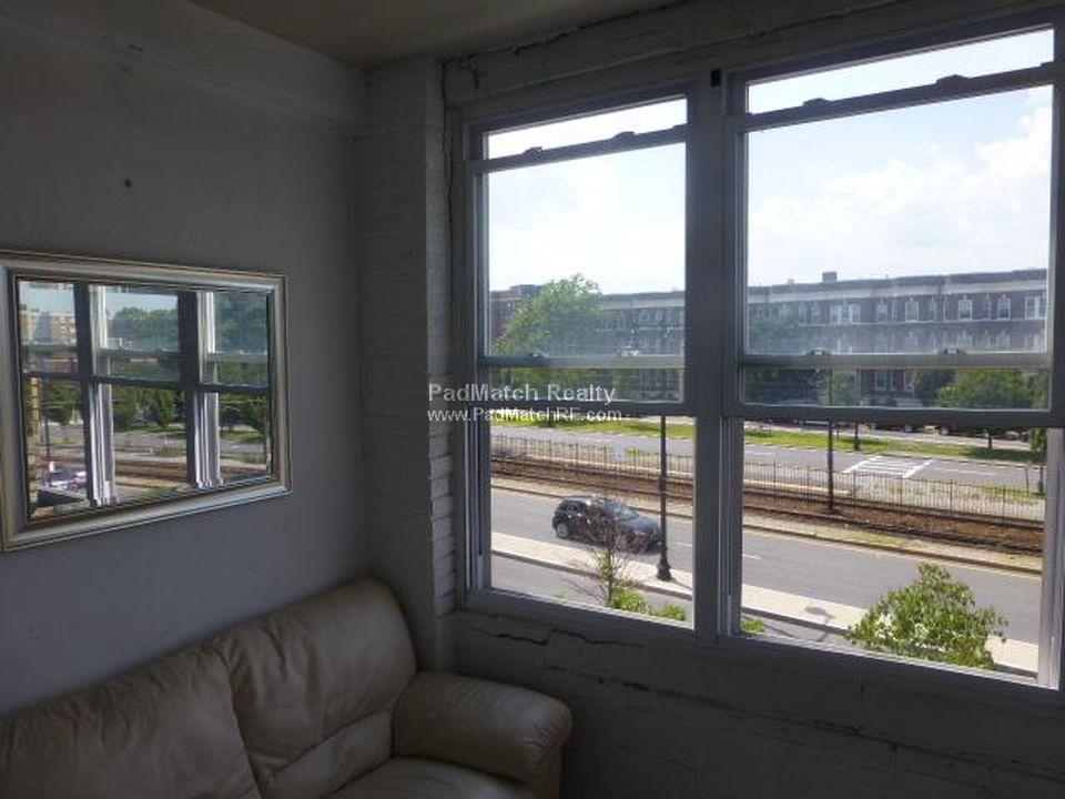 1638 Commonwealth Ave, Brighton