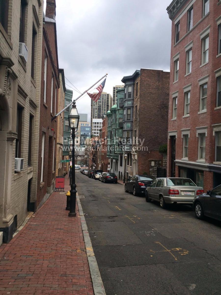 70 Joy St, Beacon Hill