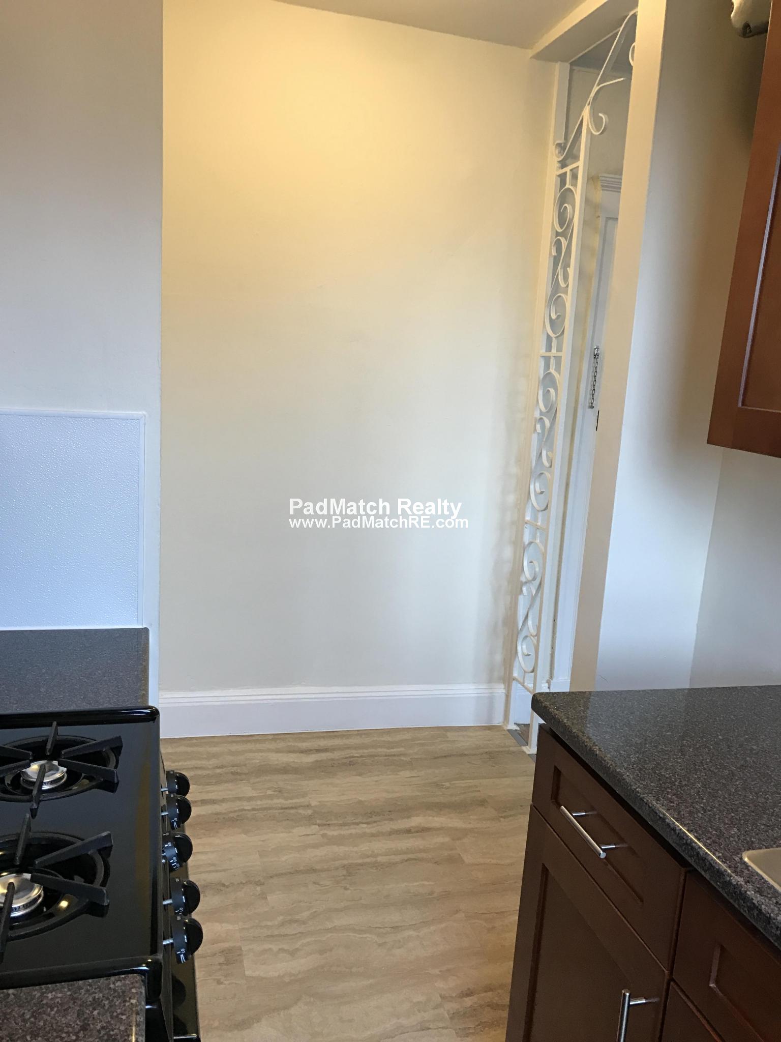 1171 Boylston St, Fenway