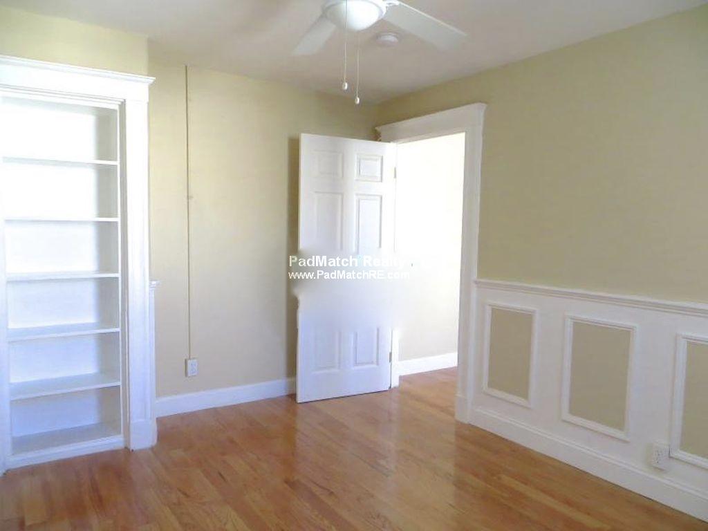 220 Hanover St, North End