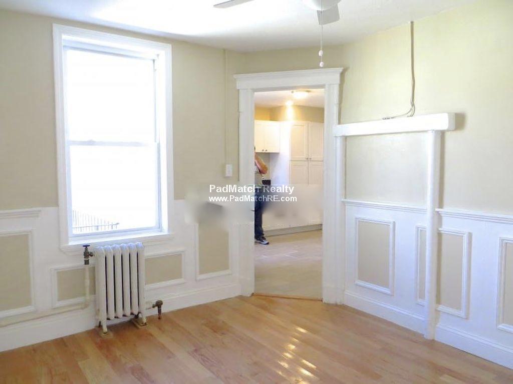 220 Hanover St, North End