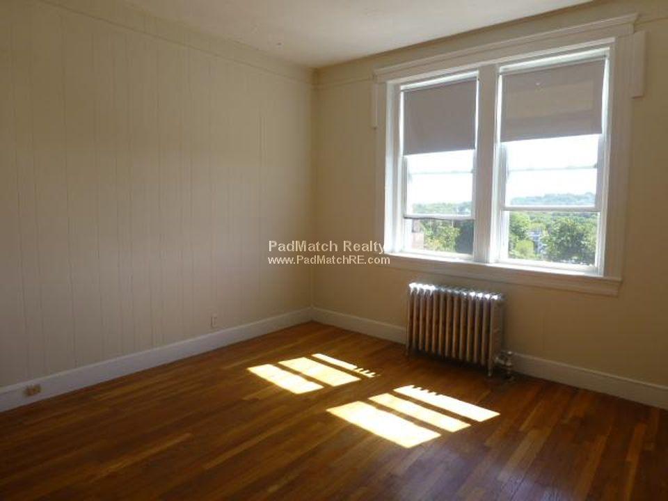 1687 Commonwealth Ave, Brighton