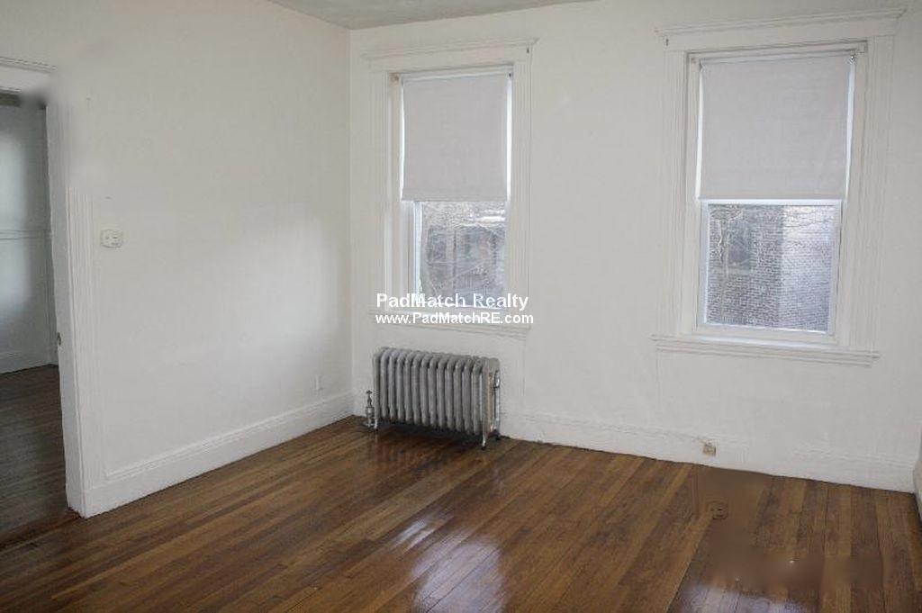 2 bed, 1 bath apartment for rent at 9 Egremont Rd Unit 16, Brighton — photo 2 of 9