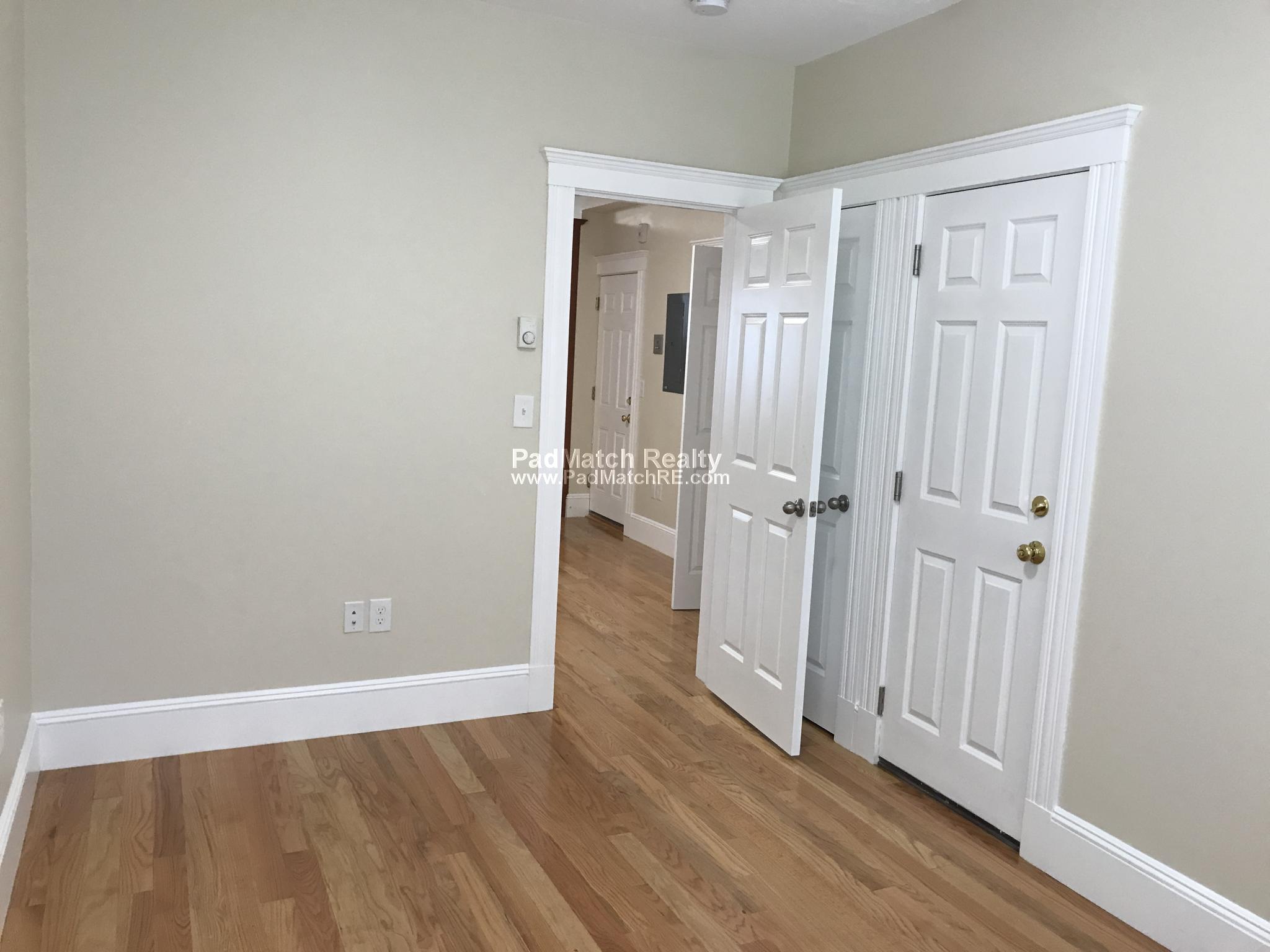 895 Huntington Ave, Mission Hill
