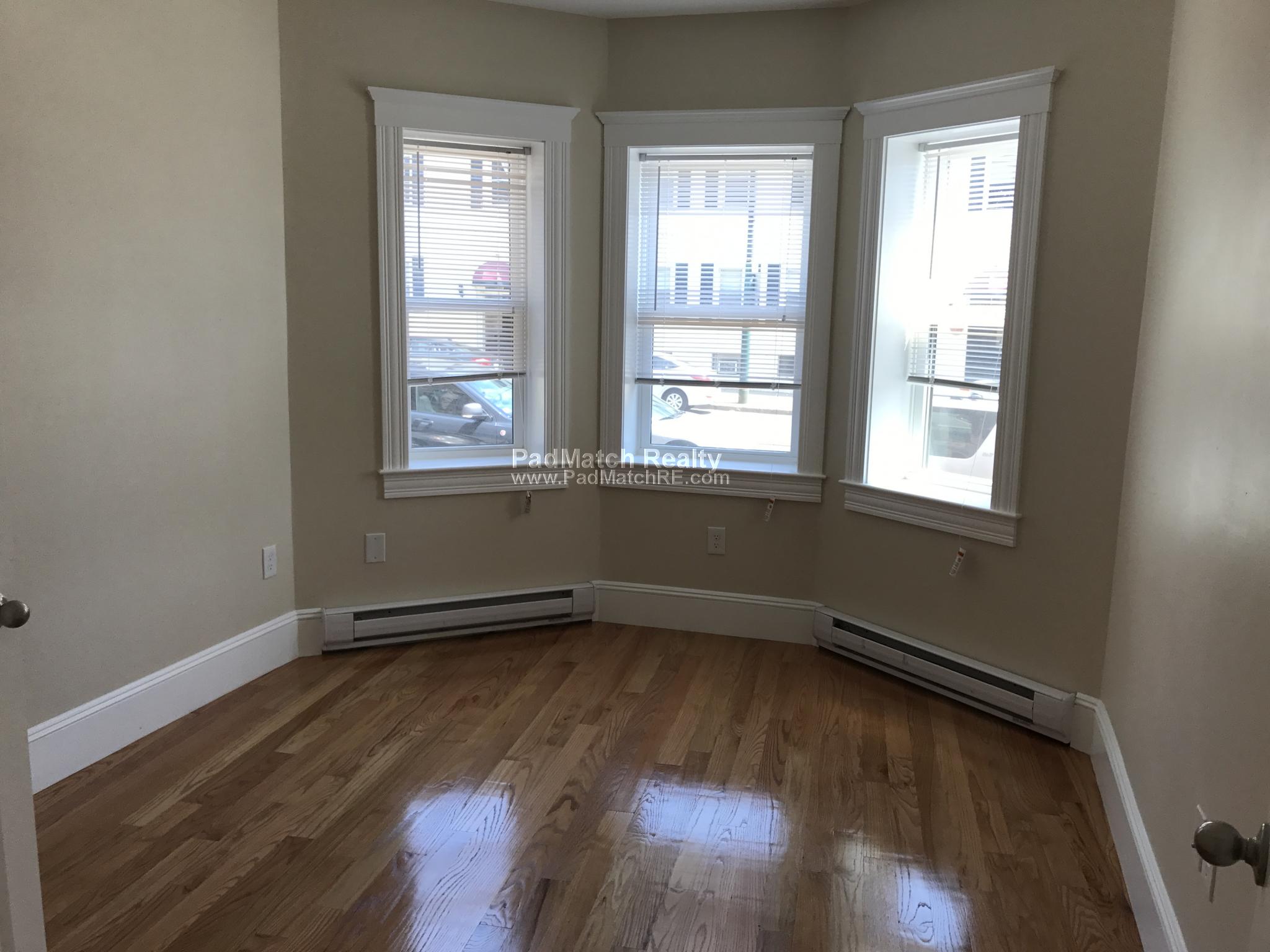 895 Huntington Ave, Mission Hill