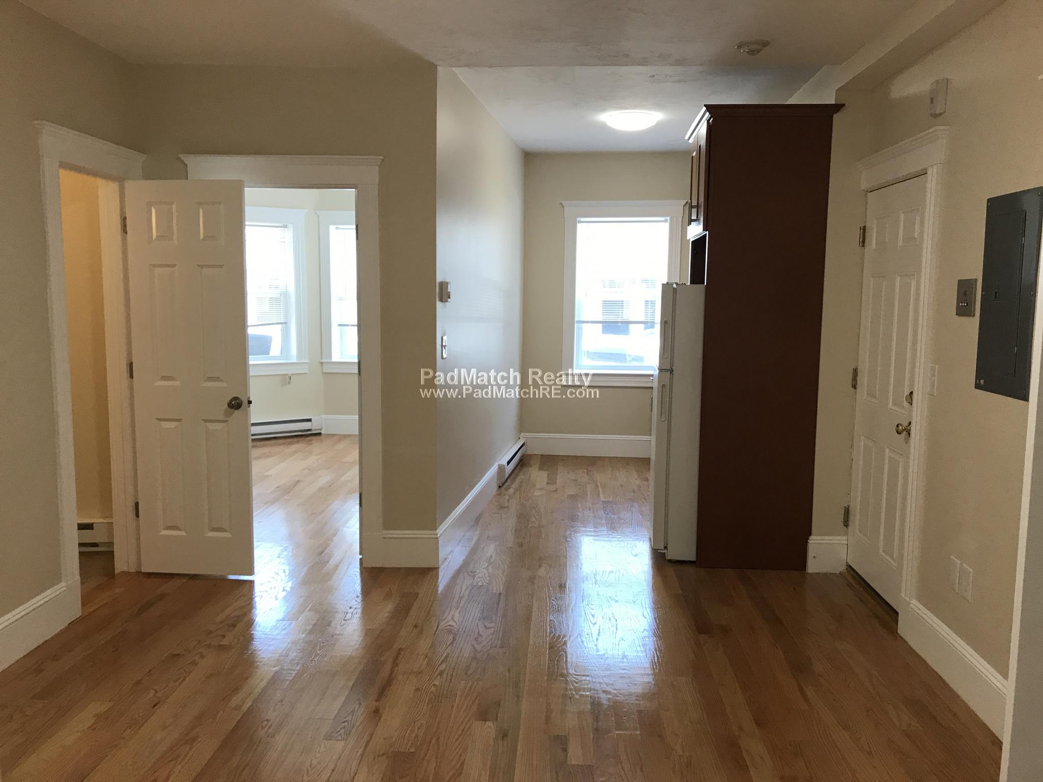 895 Huntington Ave, Mission Hill