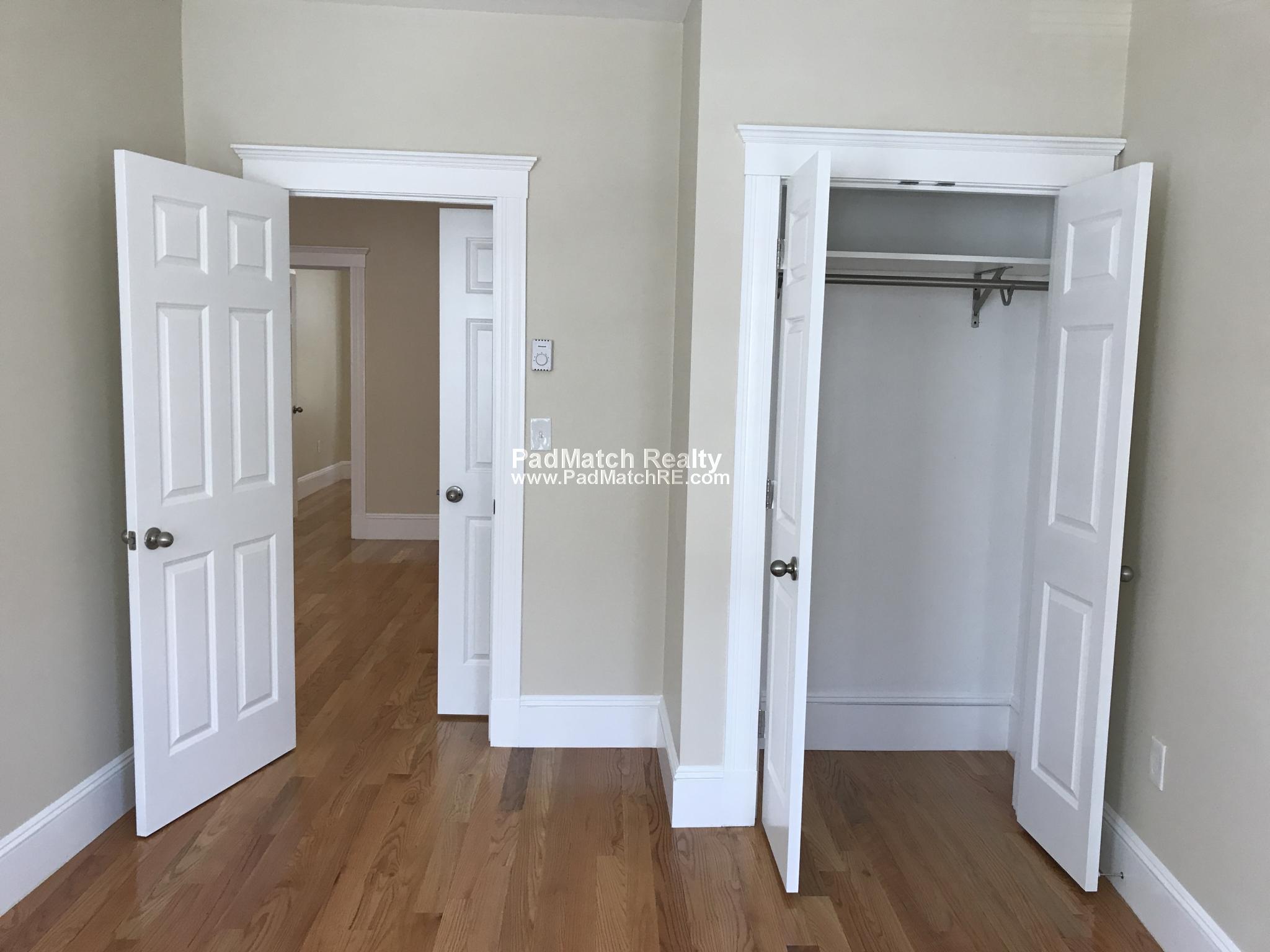 895 Huntington Ave, Mission Hill