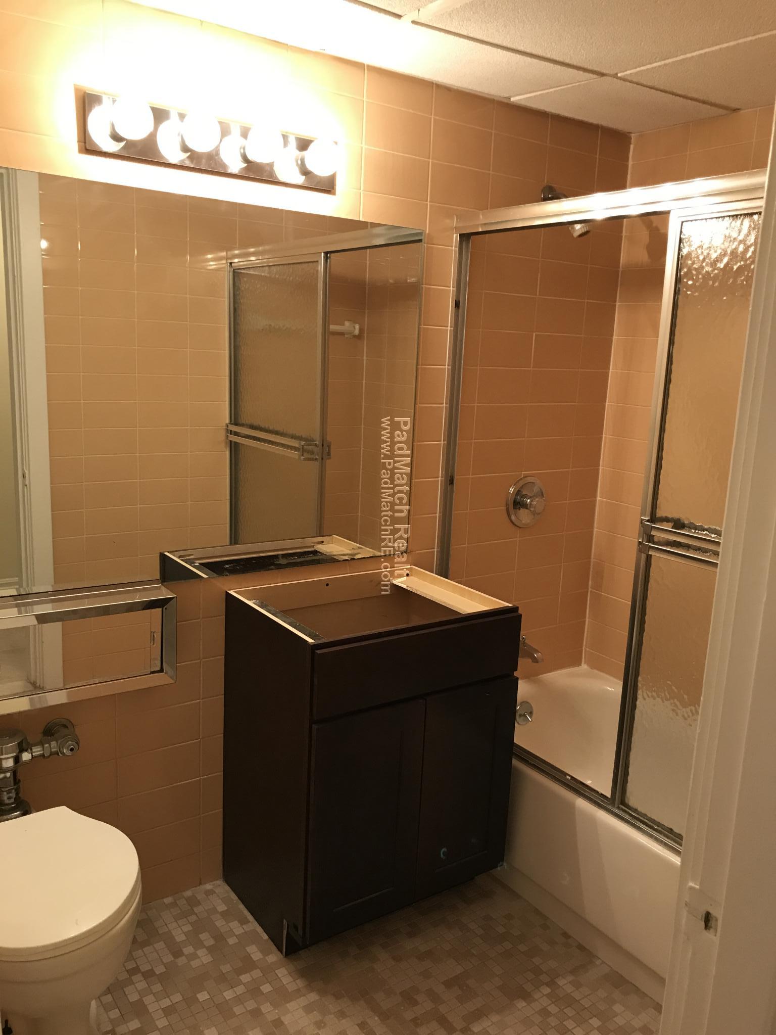 62 Boylston St, Downtown