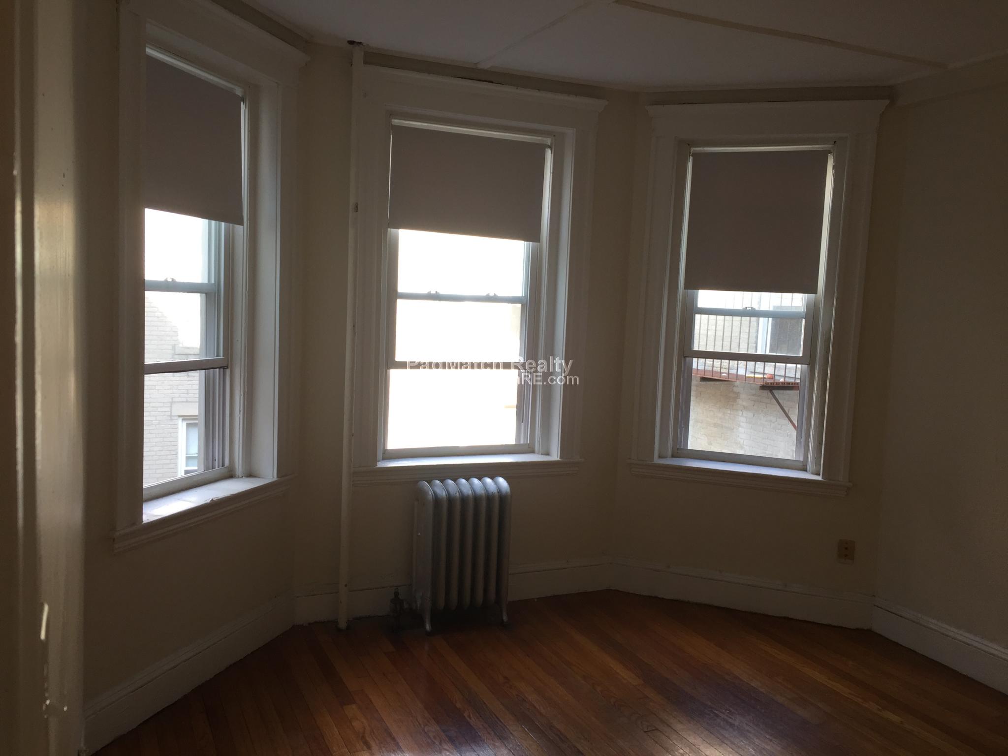 1179 Boylston St, Fenway